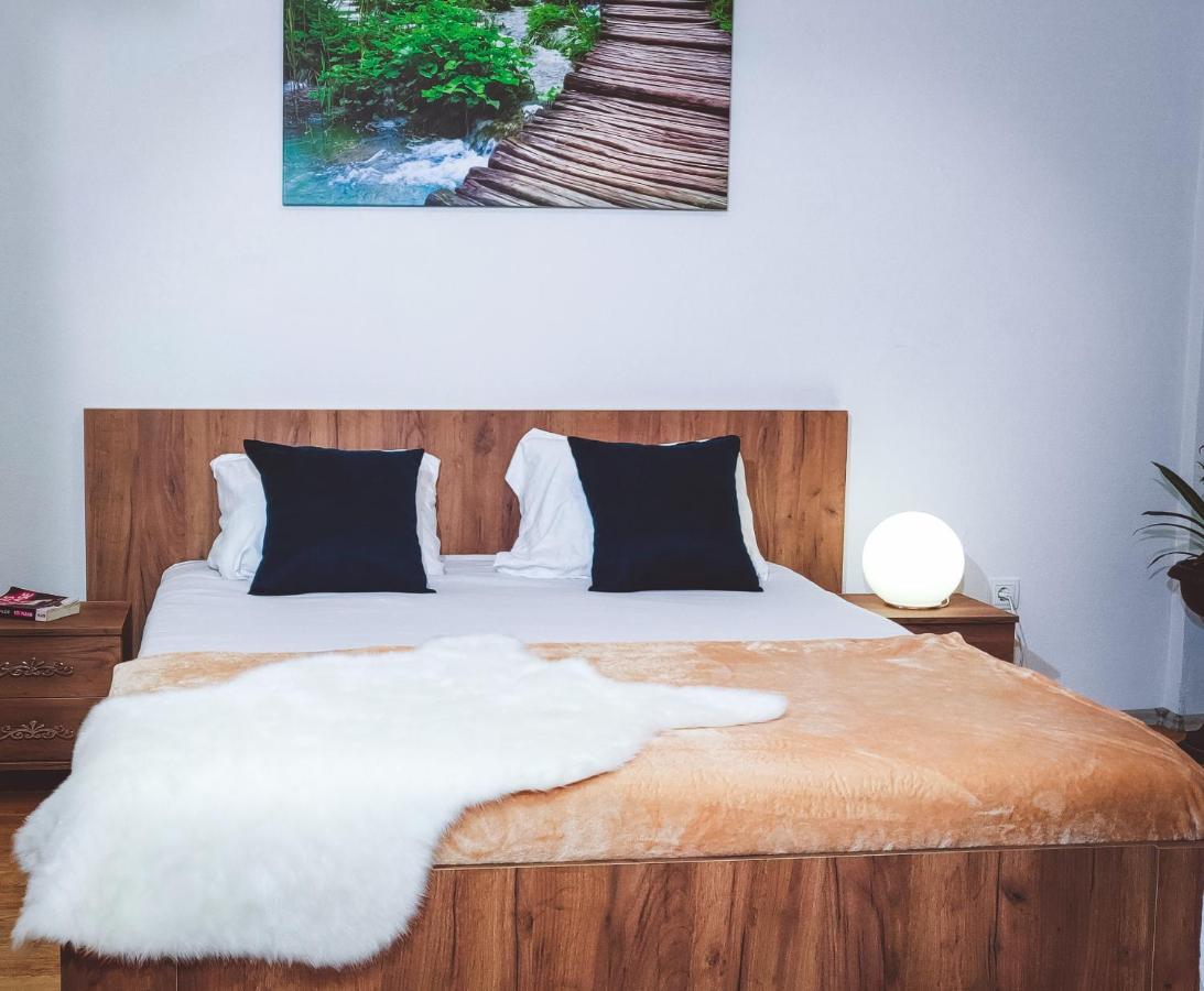 Studio Apartment In Center With Panoramic Old Town View Πρίζρεν Εξωτερικό φωτογραφία